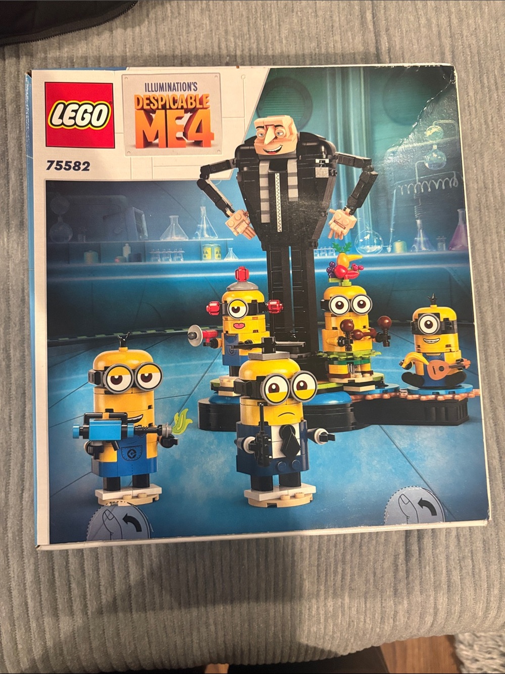 LEGO Yellow Minions & Gru Figure Playset